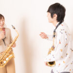 サックスレッスンを受ける人