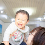 笑顔の赤ちゃん